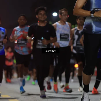 Runner Photo 6951324