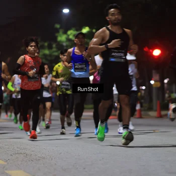 Runner Photo 6951347