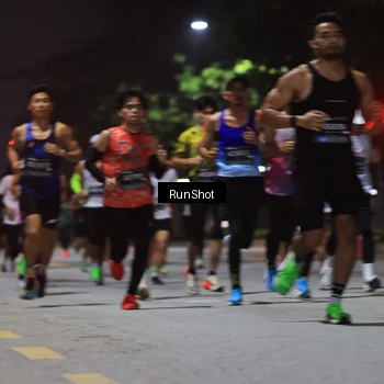 Runner Photo 6951350
