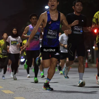 Runner Photo 6951365