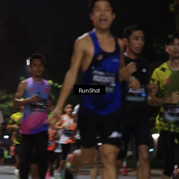 Runner Photo 6951371
