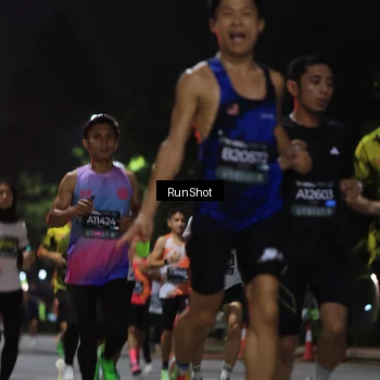 Runner Photo 6951372