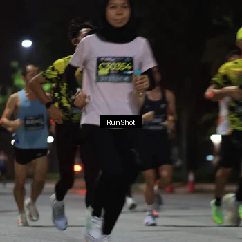Runner Photo 6951385
