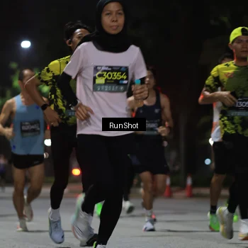 Runner Photo 6951386