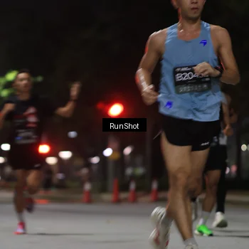 Runner Photo 6951398