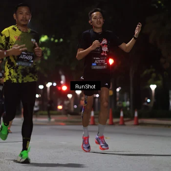 Runner Photo 6951402