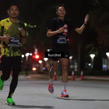 Runner Photo 6951407