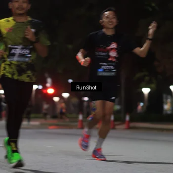 Runner Photo 6951410