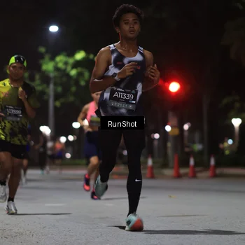 Runner Photo 6951423