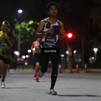 Runner Photo 6951424