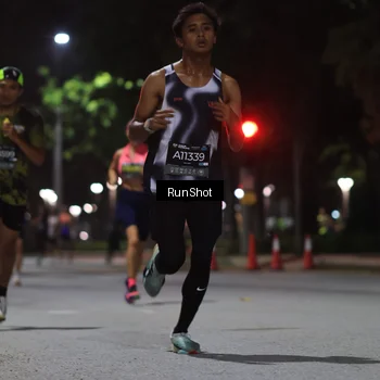 Runner Photo 6951426