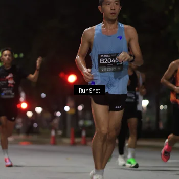 Runner Photo 6951431