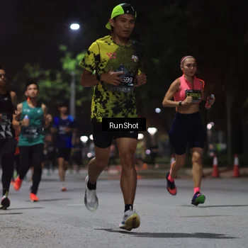 Runner Photo 6951433