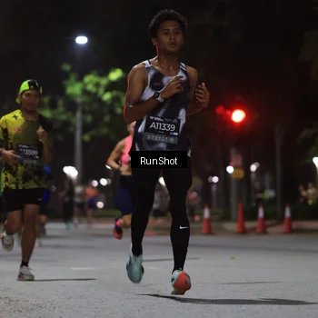Runner Photo 6951434