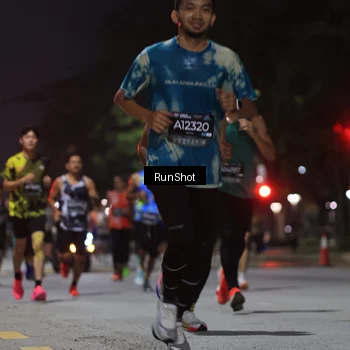 Runner Photo 6951449