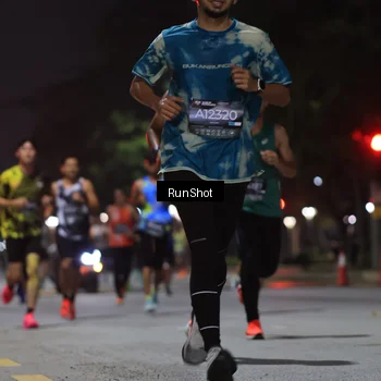 Runner Photo 6951452