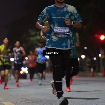 Runner Photo 6951453