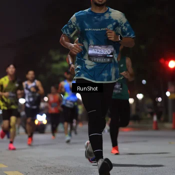 Runner Photo 6951455