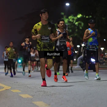 Runner Photo 6951465