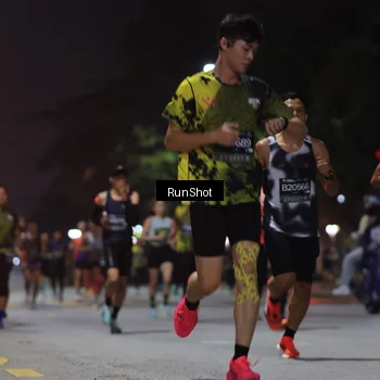 Runner Photo 6951469