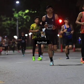 Runner Photo 6951473