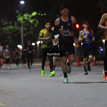 Runner Photo 6951474