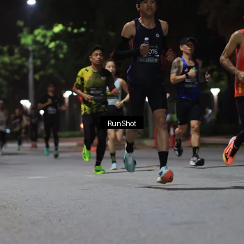 Runner Photo 6951480