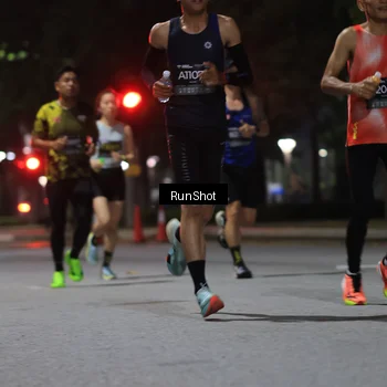 Runner Photo 6951490