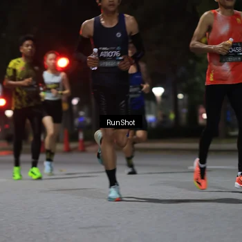 Runner Photo 6951491