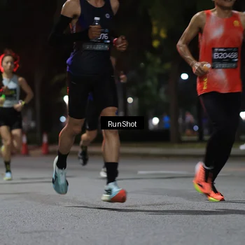 Runner Photo 6951494