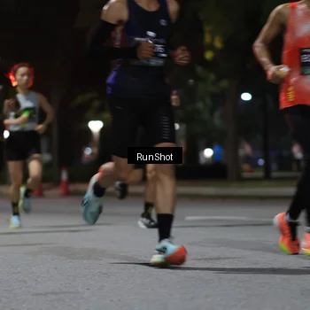Runner Photo 6951497