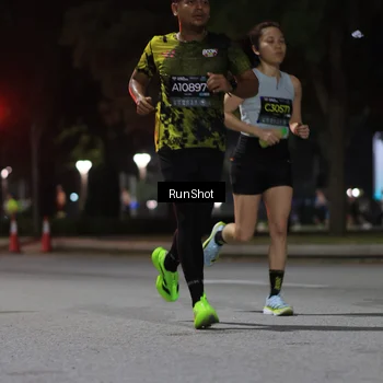 Runner Photo 6951503