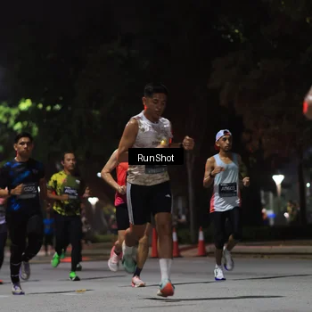 Runner Photo 6951536
