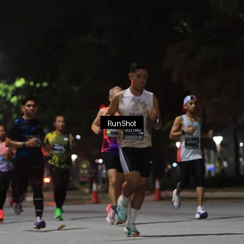 Runner Photo 6951540