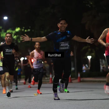 Runner Photo 6951544