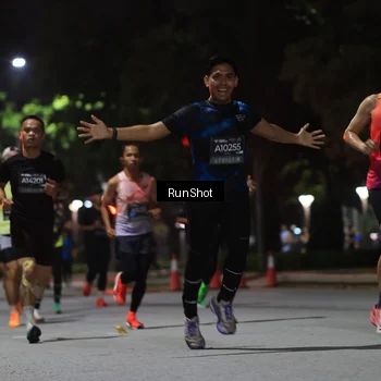 Runner Photo 6951545
