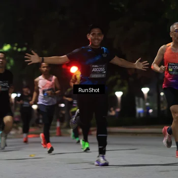 Runner Photo 6951551