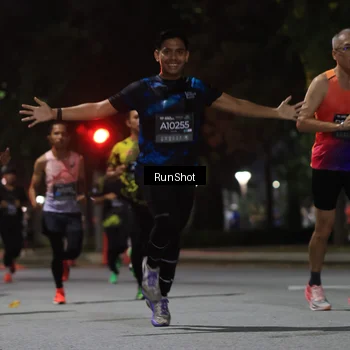 Runner Photo 6951555