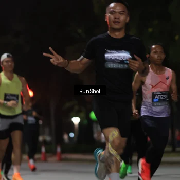 Runner Photo 6951568