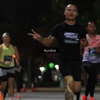 Runner Photo 6951570