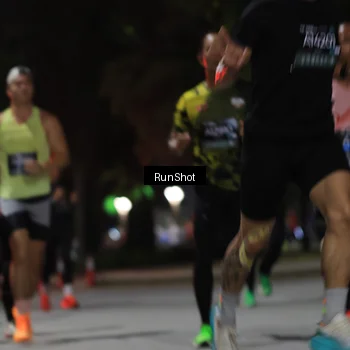 Runner Photo 6951573