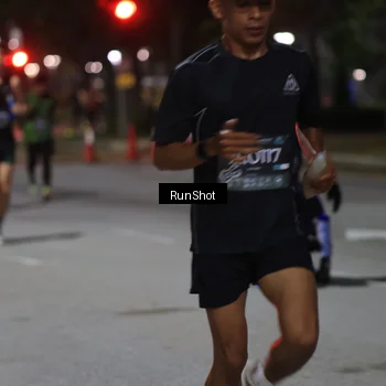 Runner Photo 6951587
