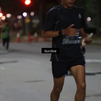 Runner Photo 6951589