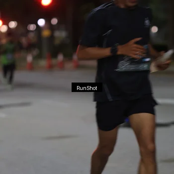 Runner Photo 6951591