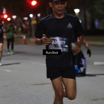 Runner Photo 6951592