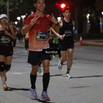 Runner Photo 6951600