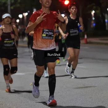 Runner Photo 6951601