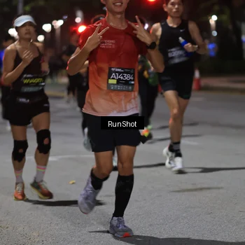 Runner Photo 6951606