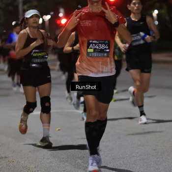 Runner Photo 6951610
