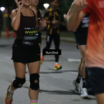 Runner Photo 6951624